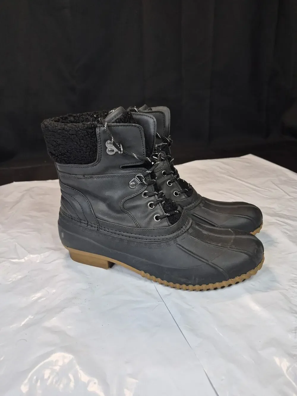 Tommy Hilfiger Women's Sz 10M Black Rain Winter Duck Boots Shoes Lace Up Boot